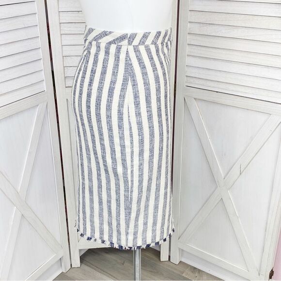 Banana Republic Striped Tweed Midi Skirt Fringe Trim Pencil Blue White Size 10 - Picture 4 of 13